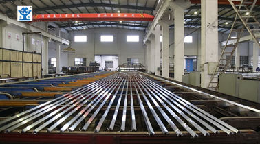 10000 Press Aluminium Extrusion Profiles for Bus and Automobile Manufacturing