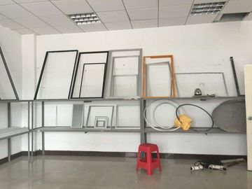 Black and Gold Anodized Aluminum Industrial Profile TV Frame with CNC Machining